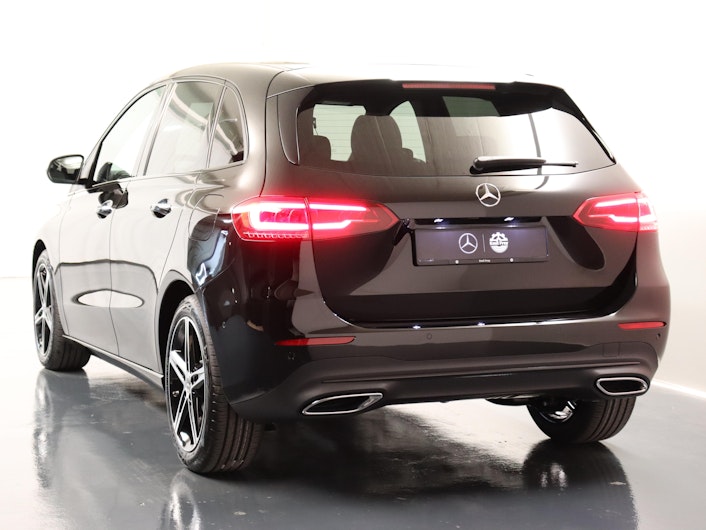 Vehicle image MERCEDES-BENZ B 200