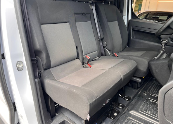 Vehicle image 12 Vehicle image 12