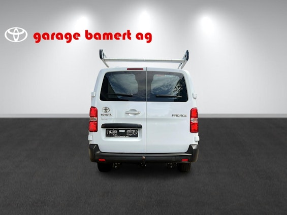 Vehicle image 4 Vehicle image 4