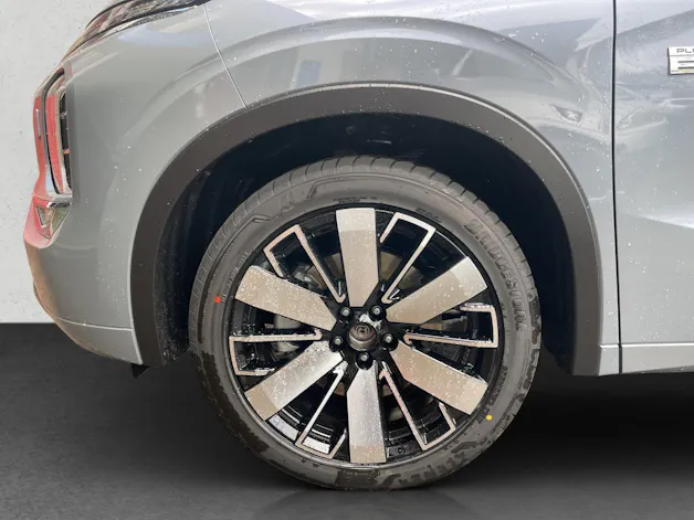 Mitsubishi Outlander 2.4 PHEV Instyle 4x4