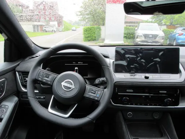 Nissan Qashqai 1.3 DIG-T 158 Tekna+ 4x4