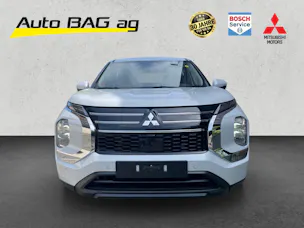Mitsubishi Outlander 2.4 PHEV Inform 4x4