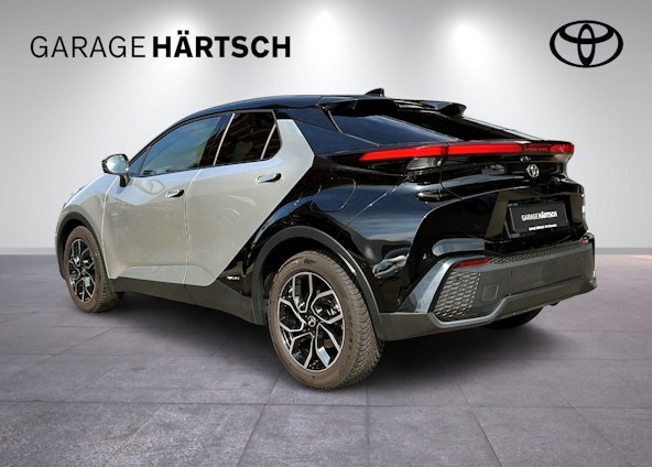 Vehicle image 3 Vehicle image 3