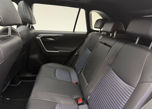 Vehicle image 6 Vehicle image 6