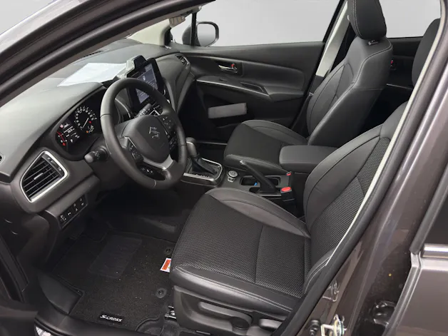 Suzuki S-Cross 1.4 T Compact Top Hybrid 4x4