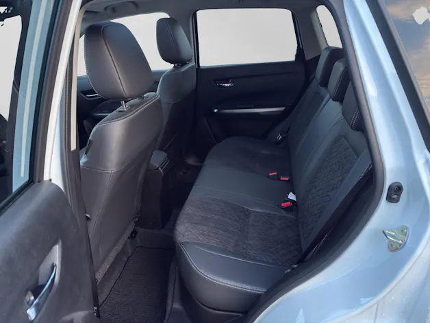 Suzuki Vitara 1.4 T Compact Top Hybrid 4x4