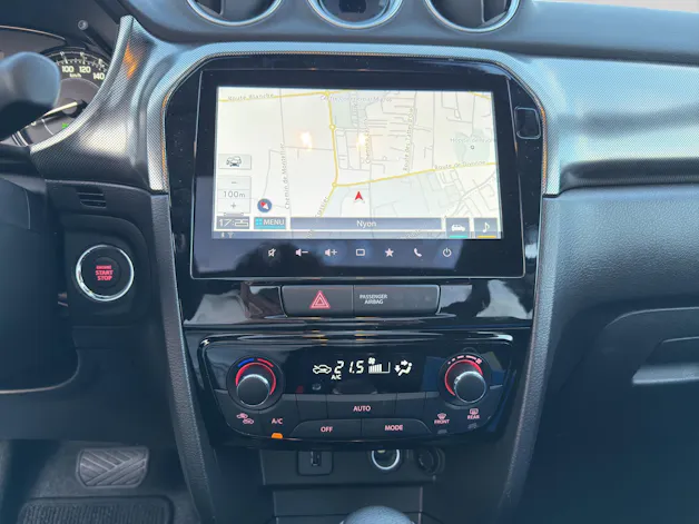 Suzuki Vitara 1.4 T Compact Top Hybrid 4x4