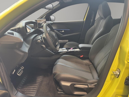 PEUGEOT 208 1.2 Hybrid 145 GT 1