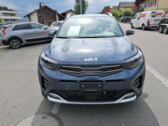 Vehicle image 4 Vehicle image 4