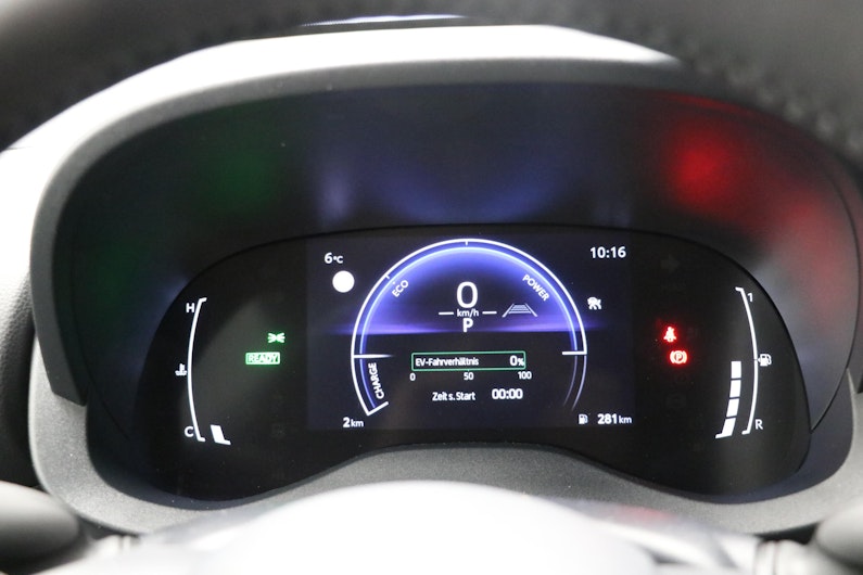 Vehicle image TOYOTA YARIS CROSS