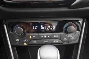 Suzuki S-Cross 1.4 T Compact Top Hybrid 4x4