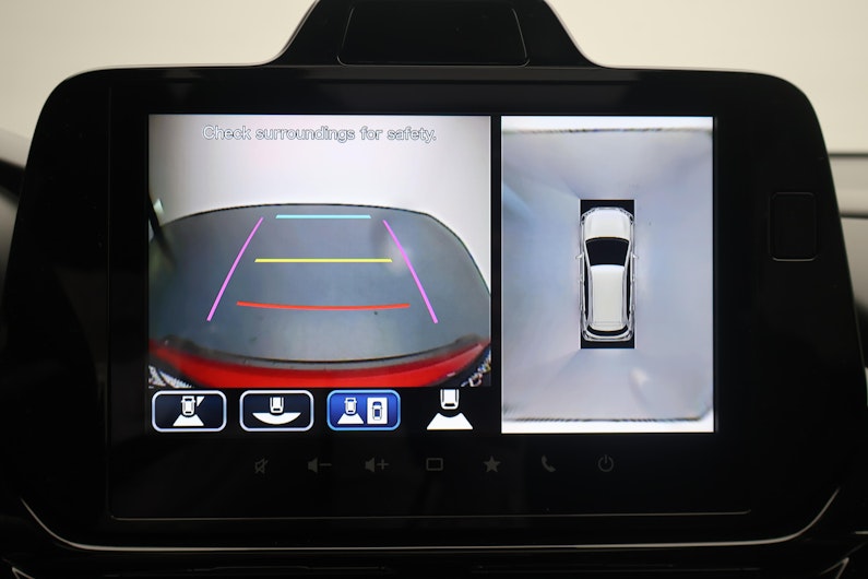 Vehicle image SUZUKI S-CROSS