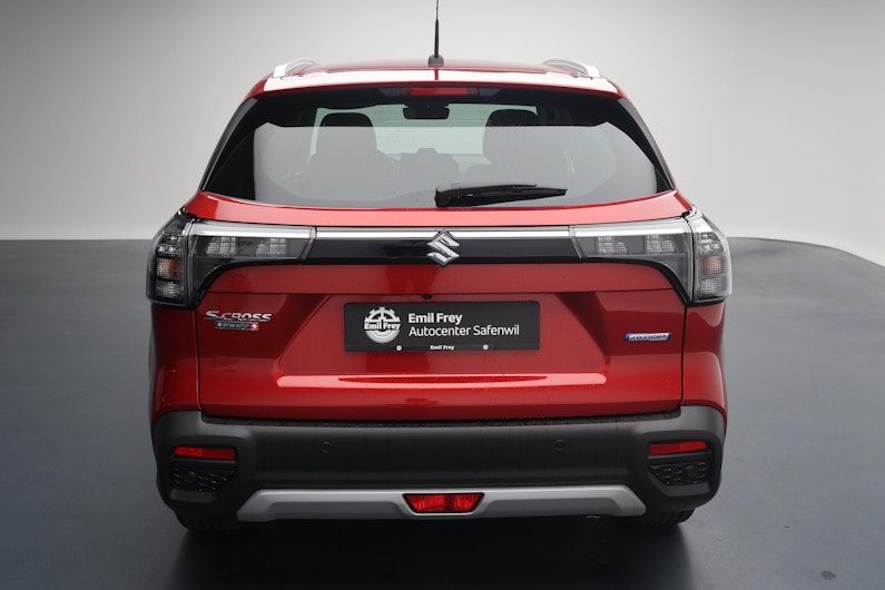 Vehicle image SUZUKI S-CROSS