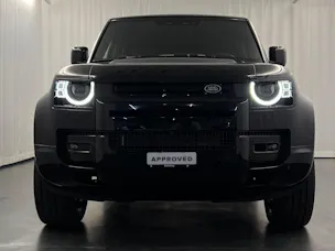 Land Rover Defender 130 3.0 D I6 300 X-Dynamic HSE