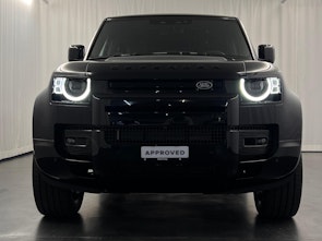 Vehicle image LAND ROVER Defender 130 3.0 D I6 300 X-Dynamic HSE