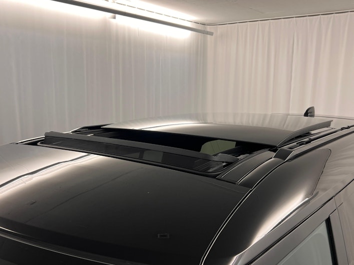 Vehicle image LAND ROVER DEFENDER