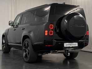 Vehicle image LAND ROVER Defender 130 3.0 D I6 300 X-Dynamic HSE