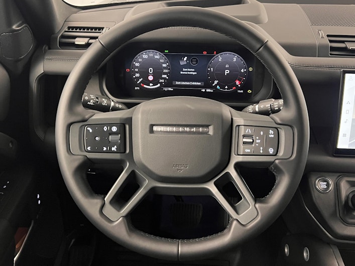 Vehicle image LAND ROVER DEFENDER