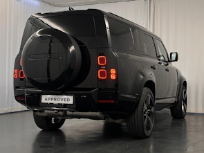 Vehicle image LAND ROVER Defender 130 3.0 D I6 300 X-Dynamic HSE