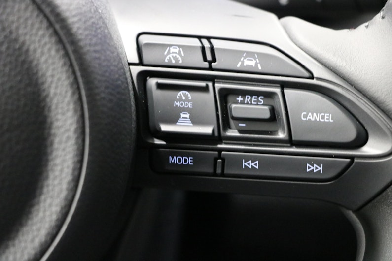 Vehicle image TOYOTA YARIS CROSS