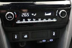 Vehicle image TOYOTA Yaris Cross 1.5 VVT-i HSD Trend AWD-i