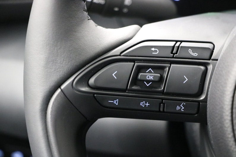 Vehicle image TOYOTA YARIS CROSS