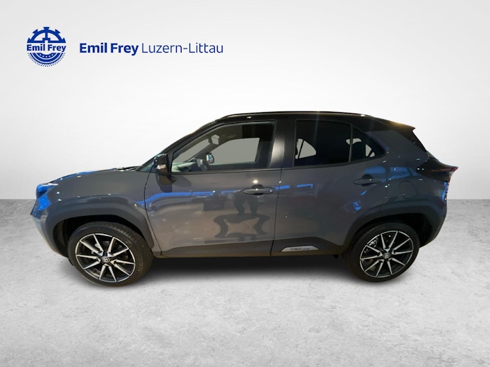 Vehicle image TOYOTA YARIS CROSS