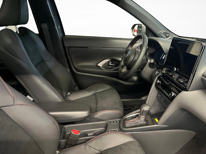 Vehicle image TOYOTA YARIS CROSS