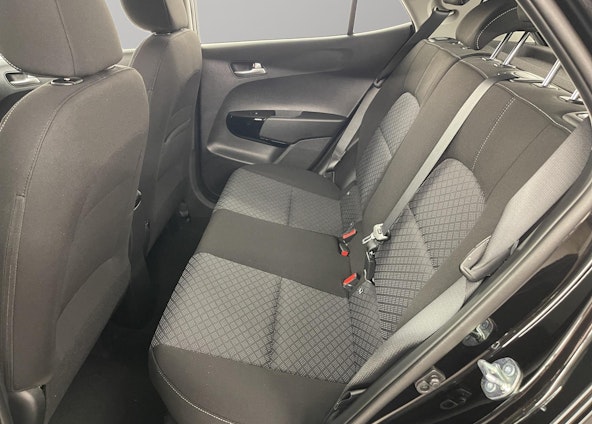 Vehicle image 6 Vehicle image 6