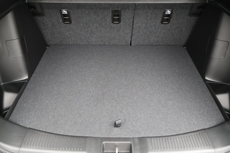 Vehicle image SUZUKI S-CROSS