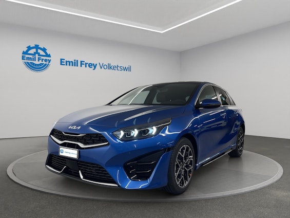 First vehicle image