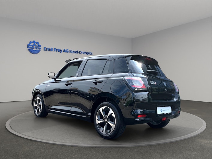 Vehicle image SUZUKI SWIFT