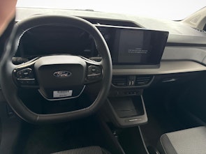 Vehicle image FORD E-Transit Courier Van Trend