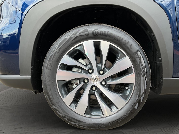 Vehicle image SUZUKI S-CROSS