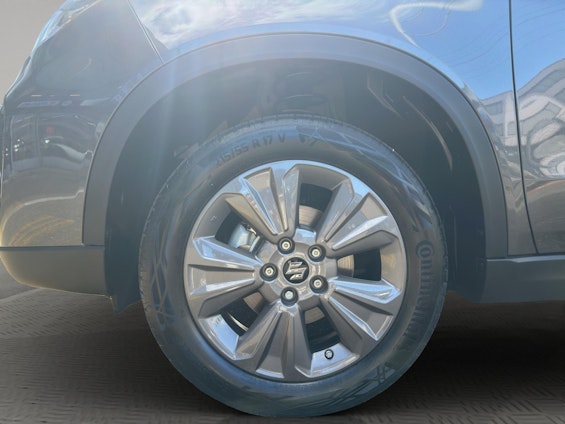 Vehicle image 8 Vehicle image 8