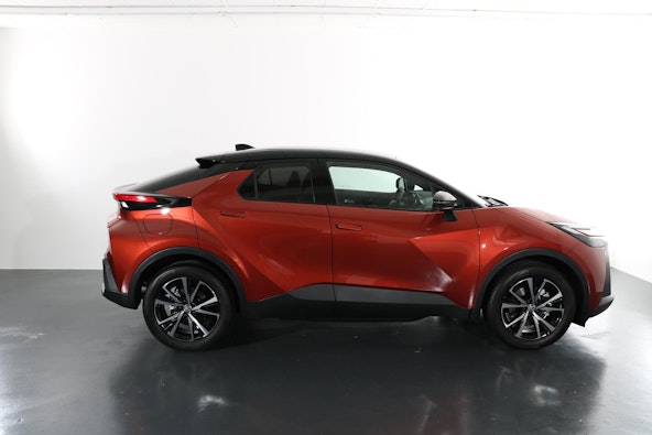 Vehicle image 11