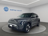 First vehicle image