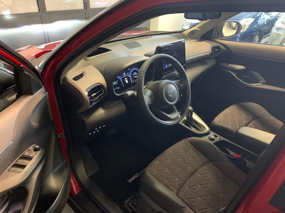Vehicle image 31
