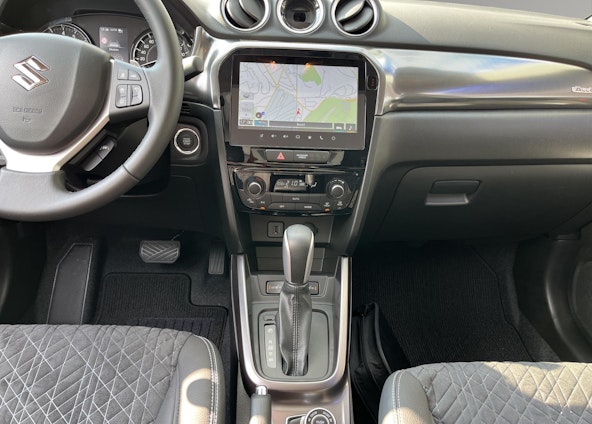 Vehicle image 5 Vehicle image 5