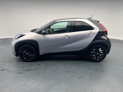 TOYOTA Aygo X 1.0 VVT-i JBL Edition 2