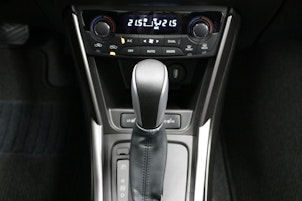 Vehicle image SUZUKI S-Cross 1.4 T Compact Top Hybrid 4x4