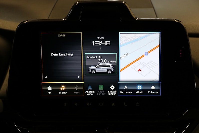 Vehicle image SUZUKI S-CROSS