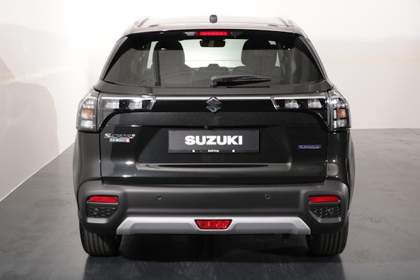 Vehicle image 15
