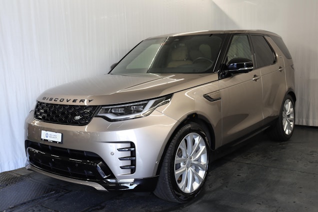First vehicle image