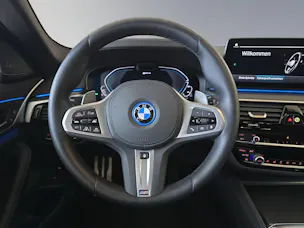 BMW 530e xDrive Touring M Sport