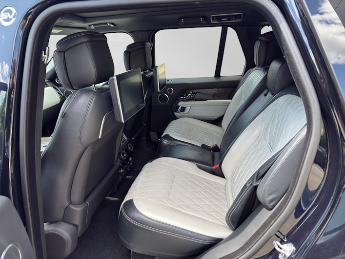 Vehicle image LAND ROVER RANGE ROVER