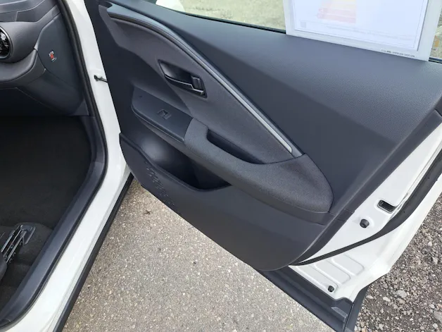 Toyota C-HR 2.0 PHEV Swiss Edition