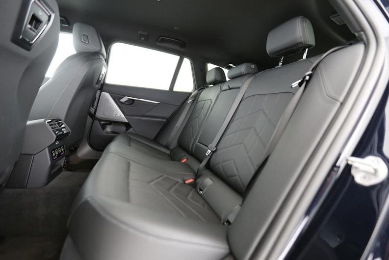 Vehicle image BMW 5 SERIES