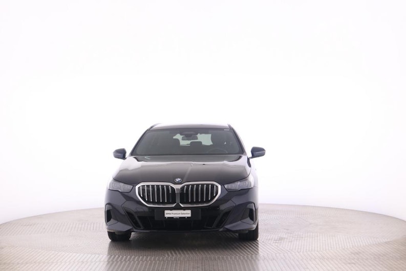 Vehicle image BMW 5 SERIES