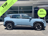 First vehicle image